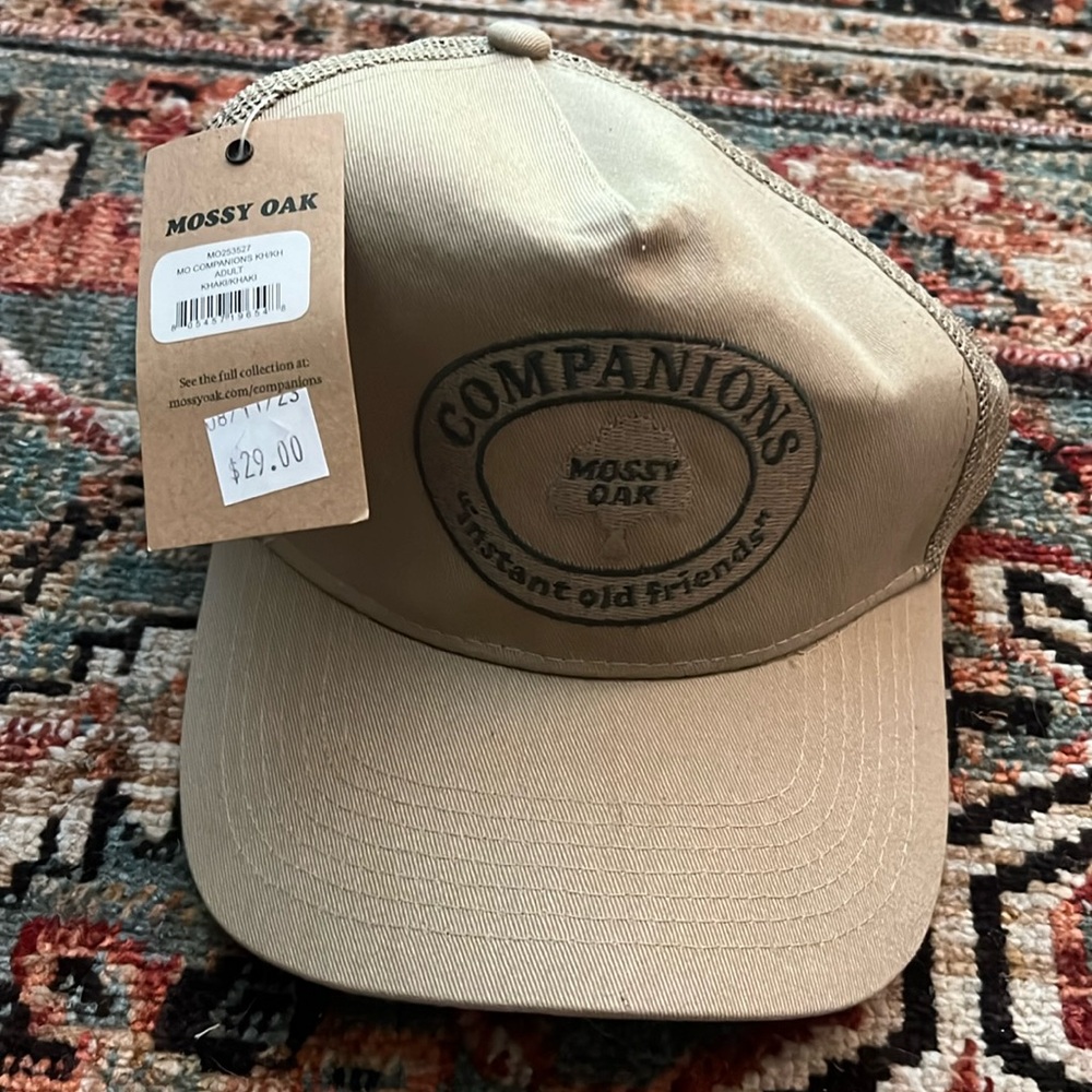 Mossy Oak Companions trucker mesh panel hat, NWT, khaki & green